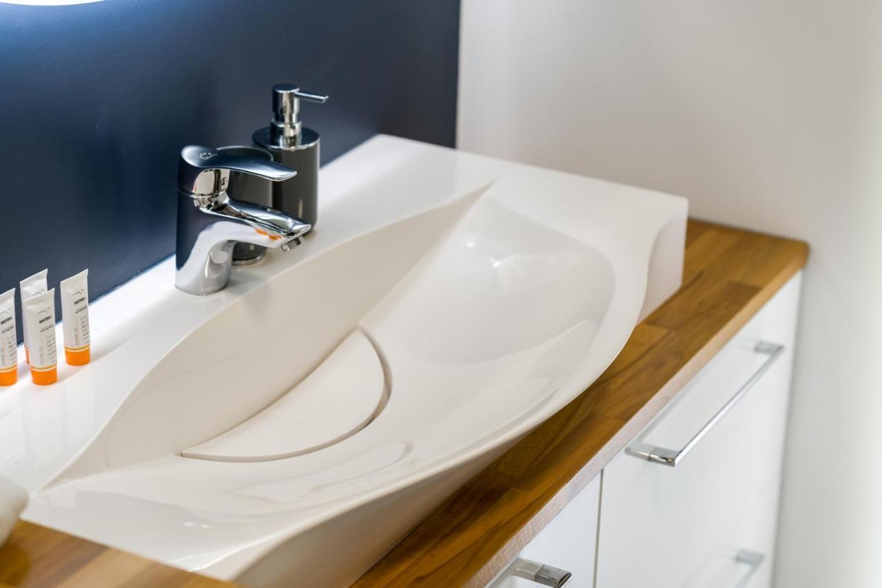 Villa Venecja Apartment Chwaliszewo With Free Garage City Center By Noclegi Renters بوزنان المظهر الخارجي الصورة